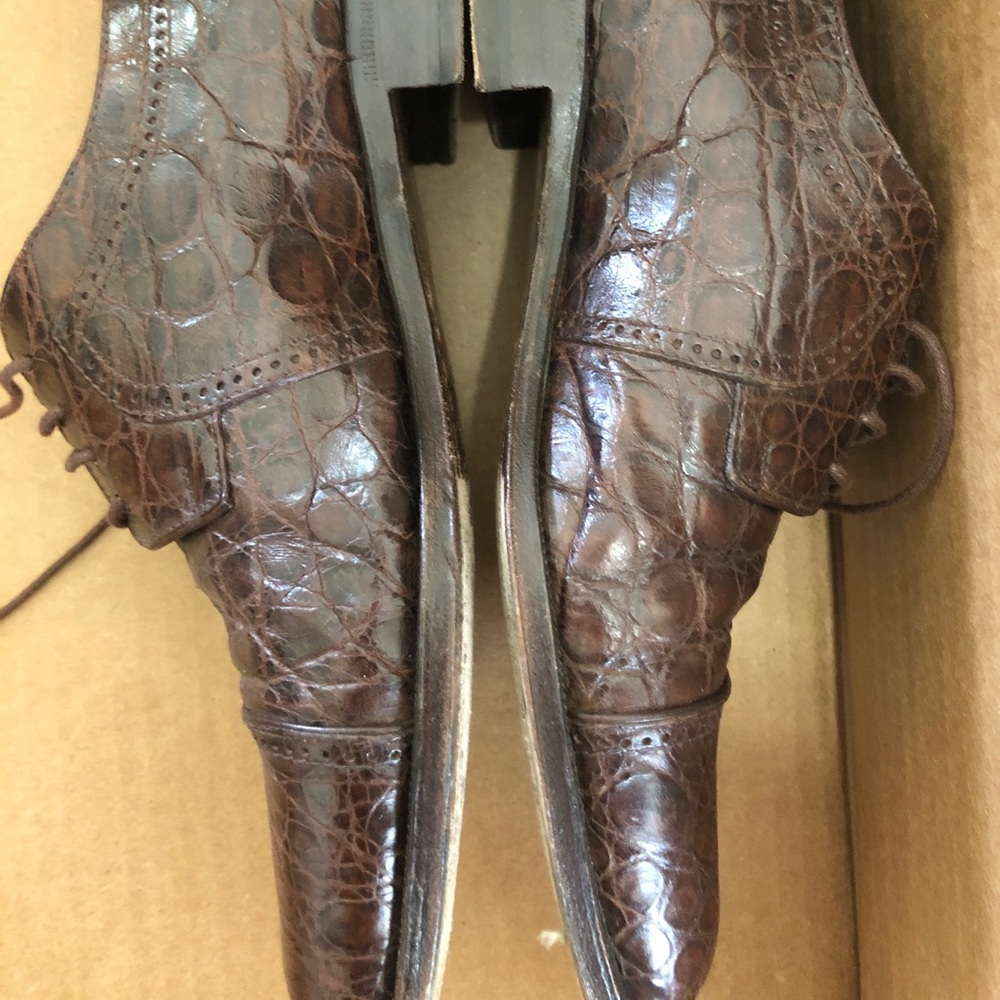 Moreschi brown dress shoes